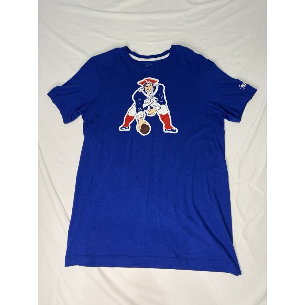 NIKE Men’s New England Patriots NFL Team Apparel Tee Shirt Medium